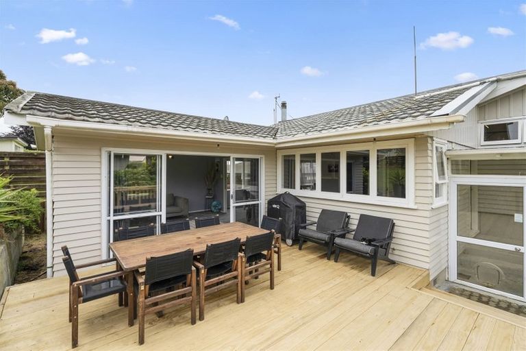 Photo of property in 11 Ries Street, Dannevirke, 4930