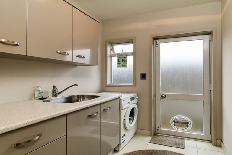 Photo of property in 23 Meeanee Quay, Westshore, Napier, 4110