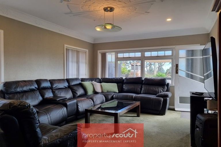 Photo of property in 39 Breakwater Road, Moturoa, New Plymouth, 4310