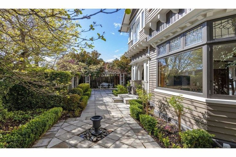 Photo of property in 6 Bishop Street, St Albans, Christchurch, 8014