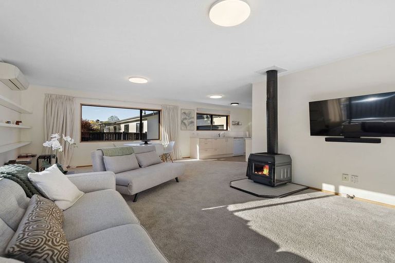 Photo of property in 23b Kawarau Place, Frankton, Queenstown, 9300