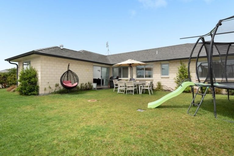 Photo of property in 56 Mortlake Heights, Pyes Pa, Tauranga, 3112