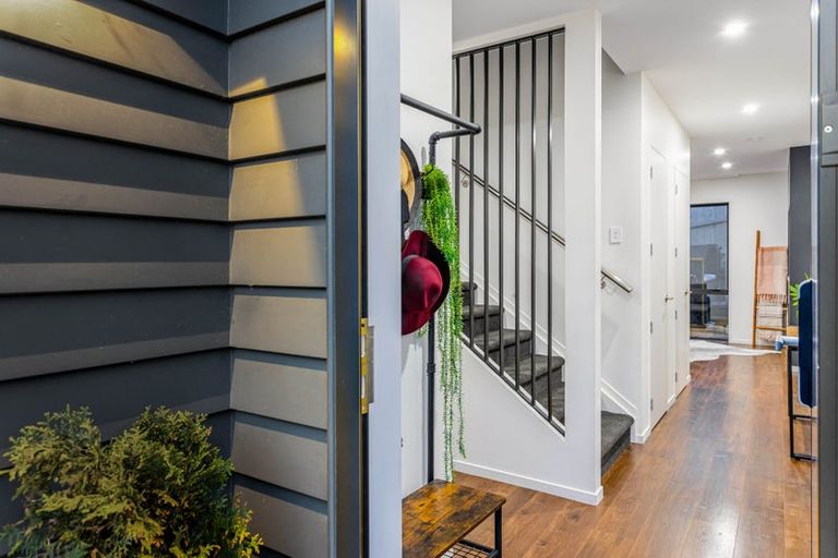 Photo of property in 7 Balthazar Road, Kumeu, 0810