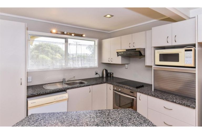 Photo of property in 30 Cordyline Road, Port Waikato, Tuakau, 2695