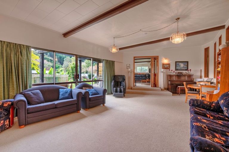 Photo of property in 169 Ringawhati Road, Otaki, 5583