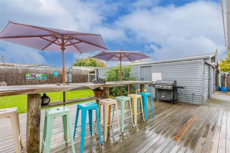 Photo of property in 28 Essex Crescent, Whakatu, Hastings, 4102