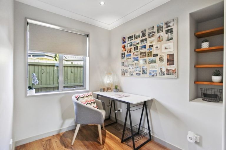 Photo of property in 35 Country Palms Drive, Halswell, Christchurch, 8025