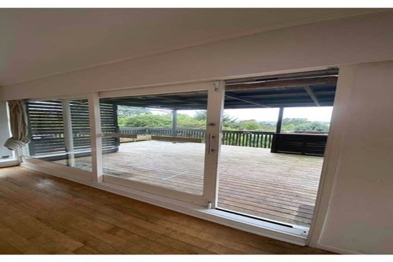 Photo of property in 443 Don Buck Road, Massey, Auckland, 0614