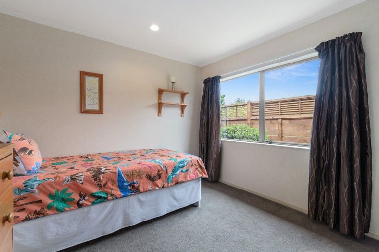 Photo of property in 61 Nielsen Gardens, Rototuna, Hamilton, 3210