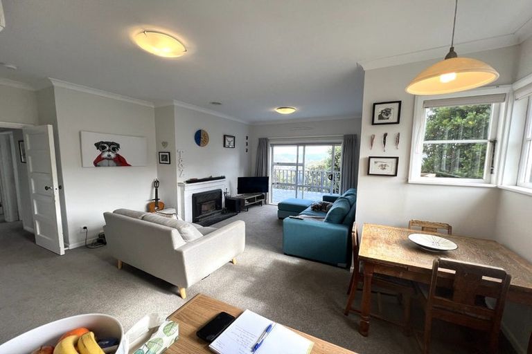 Photo of property in 102 Tannadyce Street, Strathmore Park, Wellington, 6022