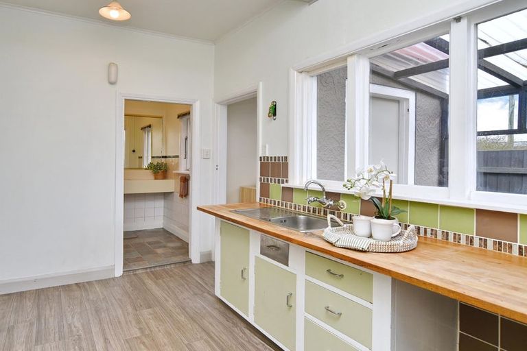 Photo of property in 36 Hopkins Street, Woolston, Christchurch, 8023