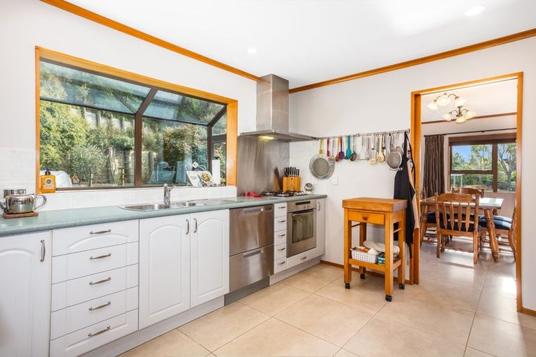 Photo of property in 34 Albatross Close, Whitby, Porirua, 5024