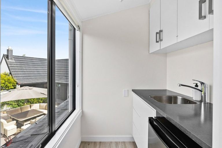 Photo of property in 19 Rimu Lane, Wanaka, 9305