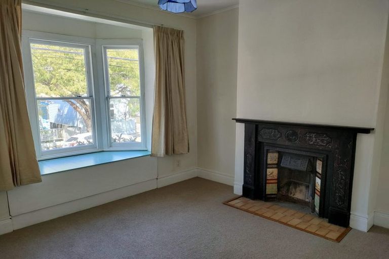 Photo of property in 120 Aro Street, Aro Valley, Wellington, 6021