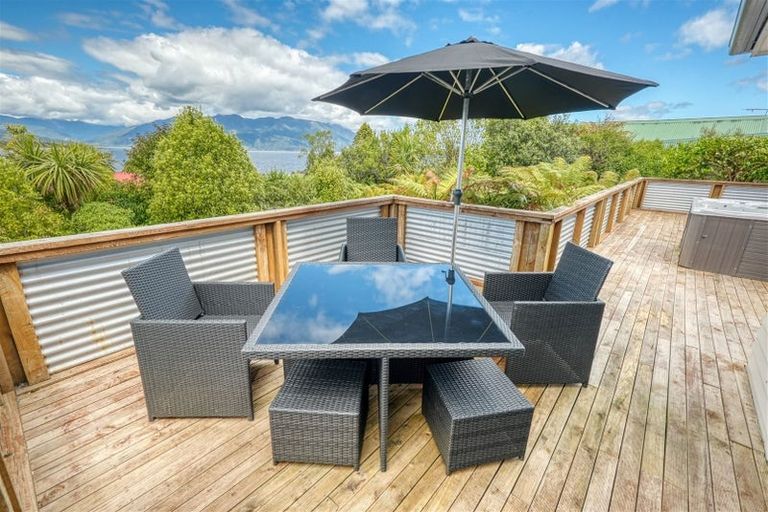 Photo of property in 42 Koe Street, Moana, 7872