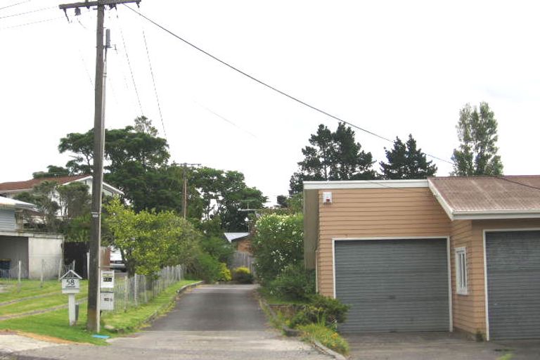 Photo of property in 2/62 Salisbury Road, Birkdale, Auckland, 0626