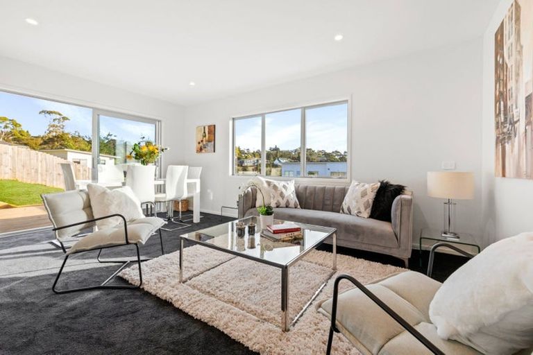 Photo of property in 40 Leo Street, Glen Eden, Auckland, 0602