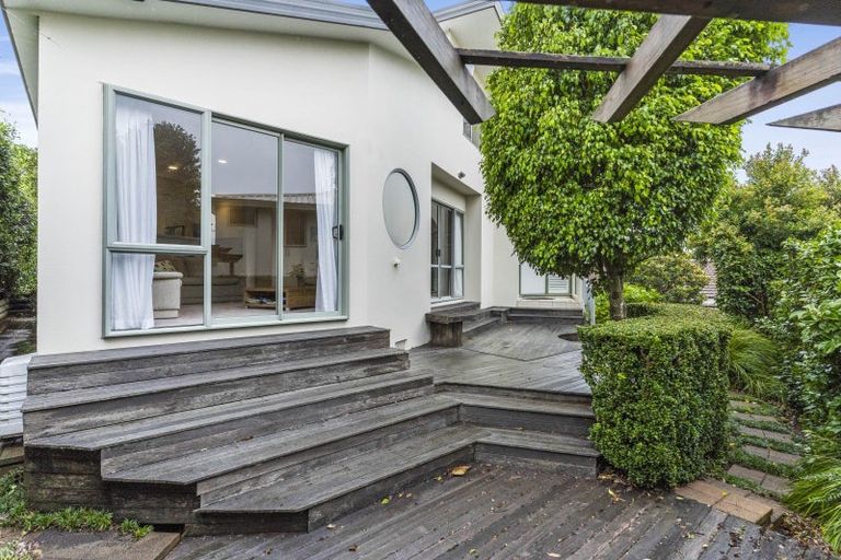 Photo of property in 2/10 Norman Road, Hauraki, Auckland, 0622