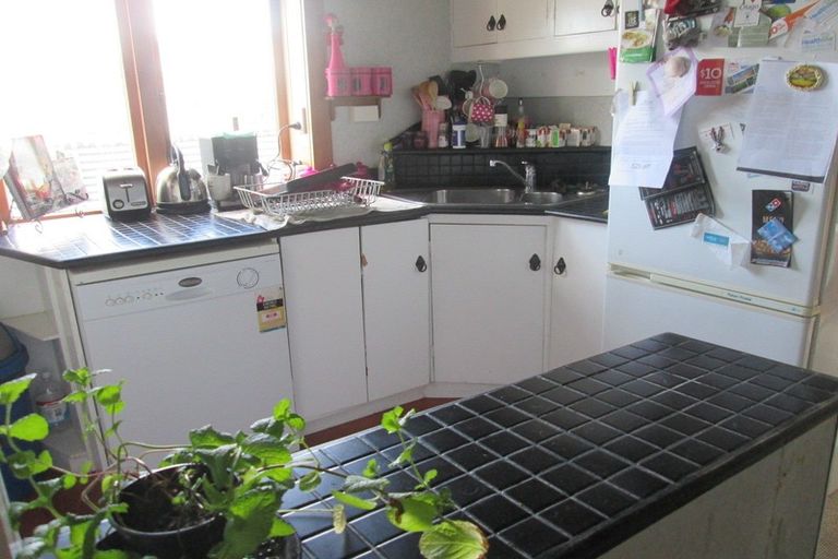 Photo of property in 25 Tiller Close, Kelvin Grove, Palmerston North, 4414