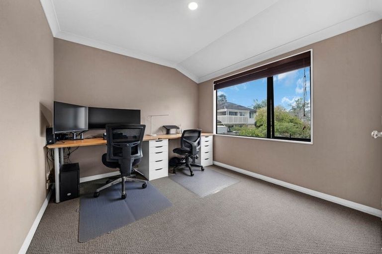 Photo of property in 11 Gordal Place, Flat Bush, Auckland, 2016