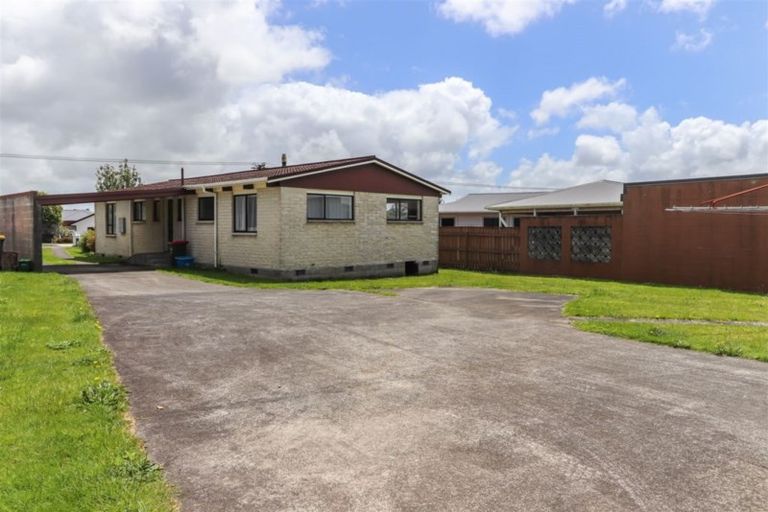 Photo of property in 35 Miro Street, Inglewood, 4330