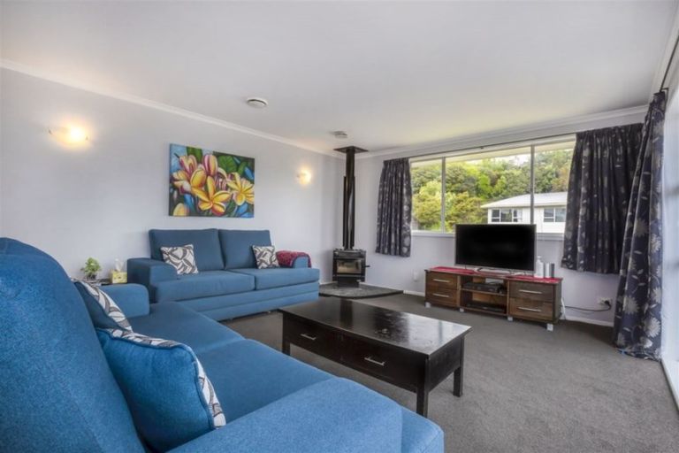Photo of property in 8 Brora Crescent, Papakowhai, Porirua, 5024