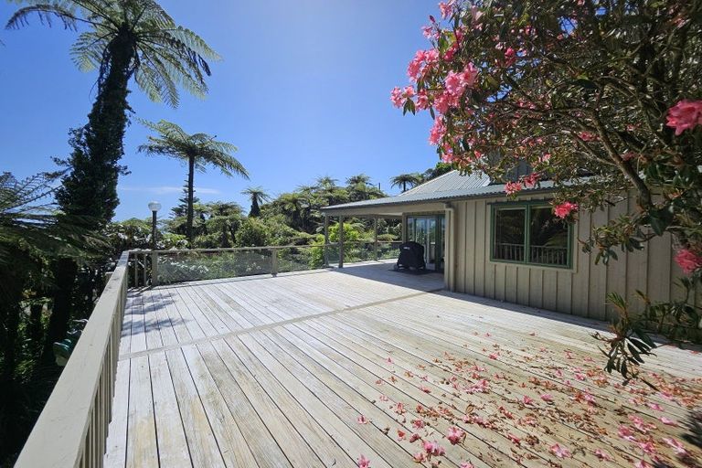 Photo of property in 19 Loris Place, Karoro, Greymouth, 7805
