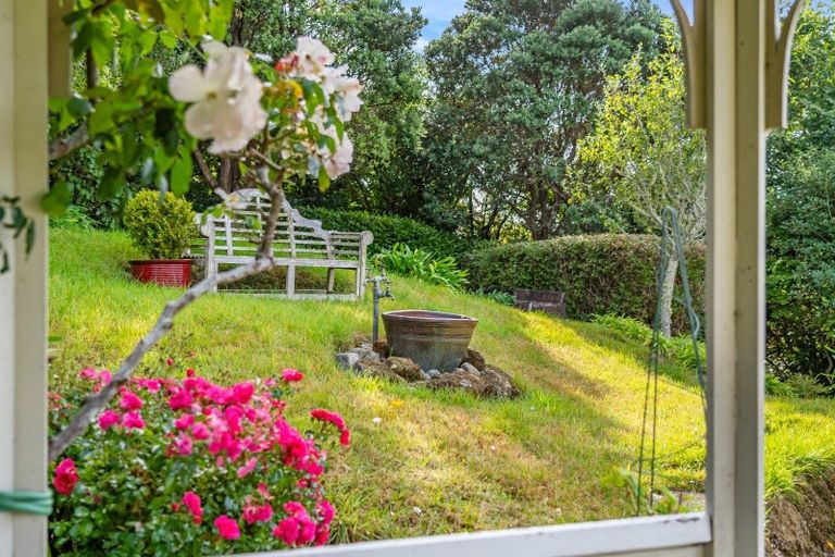 Photo of property in 39 Wairere Road, Belmont, Lower Hutt, 5010