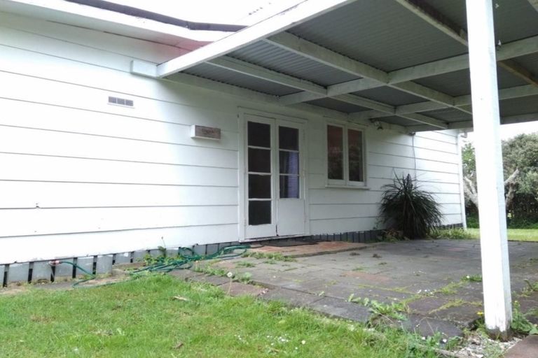 Photo of property in 2/5 Scotts Road, Manurewa East, Auckland, 2102