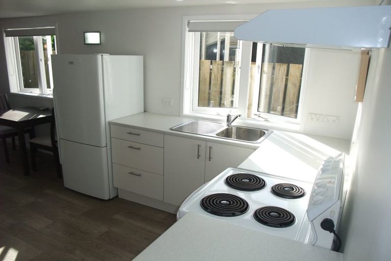 Photo of property in 42 Pitau Road, Mount Maunganui, 3116