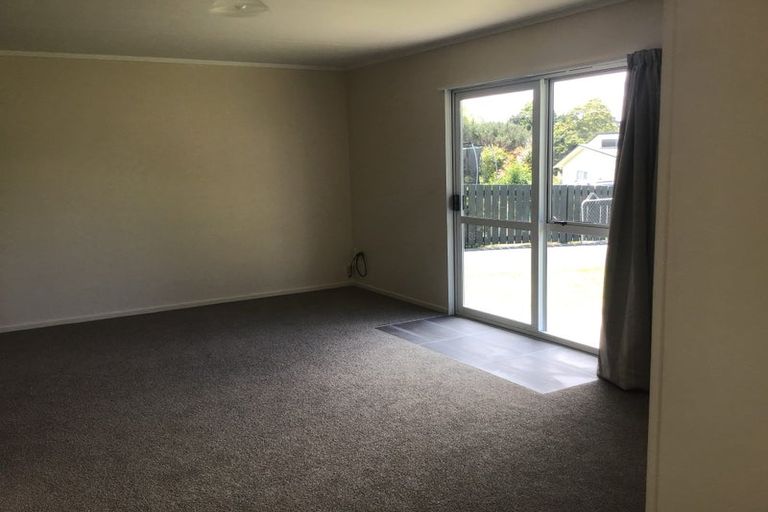 Photo of property in 6 Okere Place, Tikipunga, Whangarei, 0112
