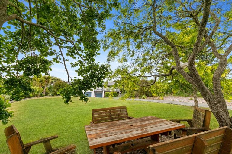 Photo of property in 365 Oneriri Road, Kaiwaka, 0573