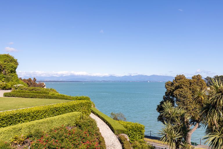 Photo of property in 437 Rocks Road, Britannia Heights, Nelson, 7010