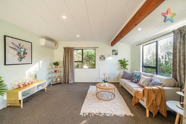 Photo of property in 21 Ngahere Street, Stokes Valley, Lower Hutt, 5019