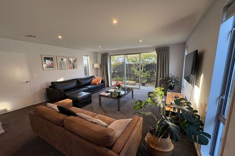 Photo of property in 2/27 Sherborne Street, St Albans, Christchurch, 8014