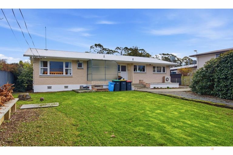 Photo of property in 92 Acacia Drive, Levels, Timaru, 7973