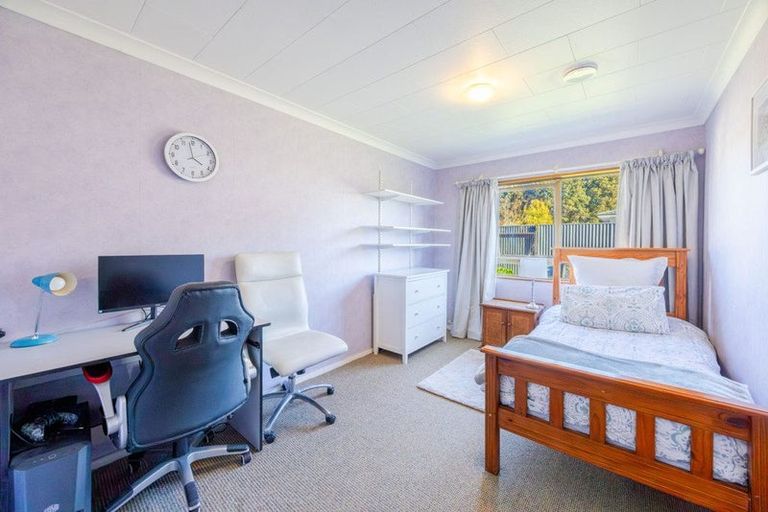 Photo of property in 49a Meeanee Road, Taradale, Napier, 4112