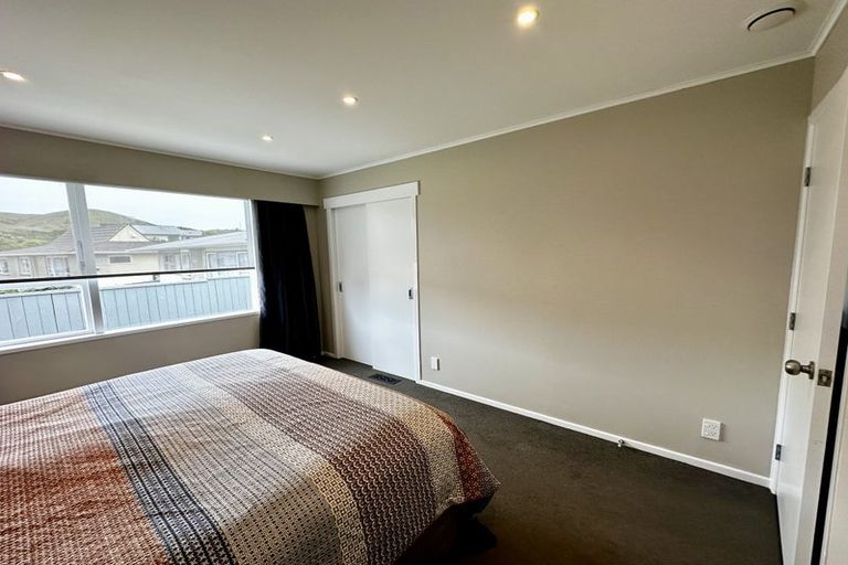 Photo of property in 18 Otira Grove, Kelson, Lower Hutt, 5010