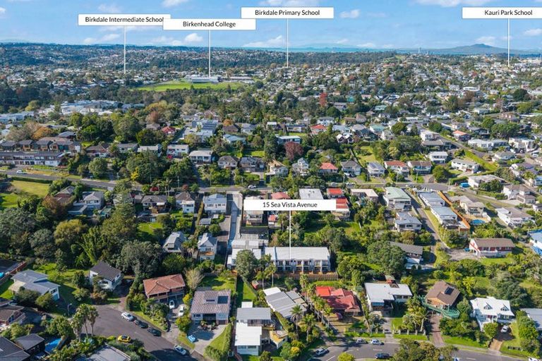 Photo of property in 1/15 Sea Vista Avenue, Beach Haven, Auckland, 0626