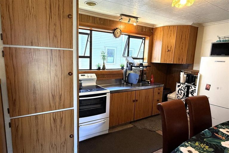 Photo of property in 18 Murray Street, Greymouth, 7805