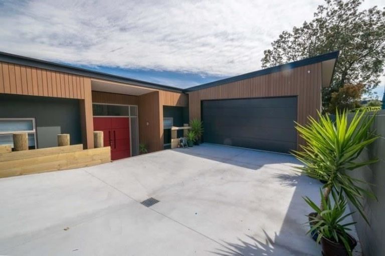 Photo of property in 18 Lake View Place, Fairhall, Blenheim, 7272