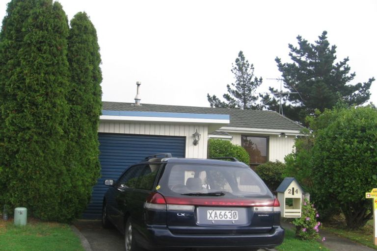 Photo of property in 24 The Sounding, Whitby, Porirua, 5024