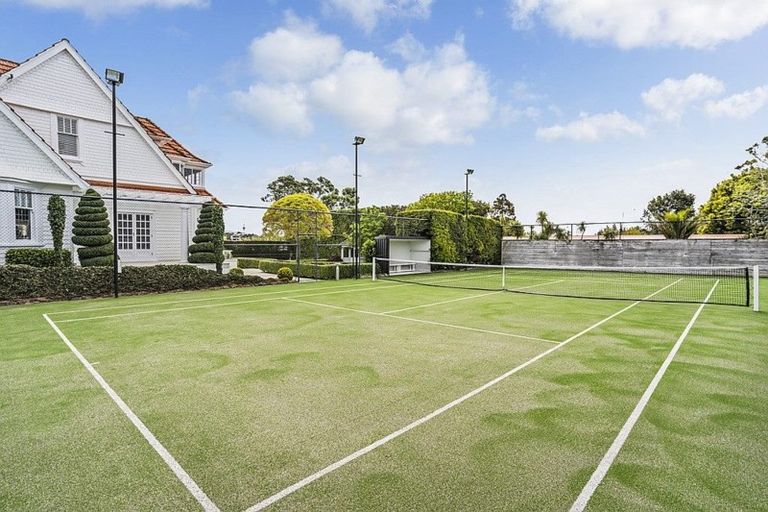 Photo of property in 144 Orakei Road, Remuera, Auckland, 1050