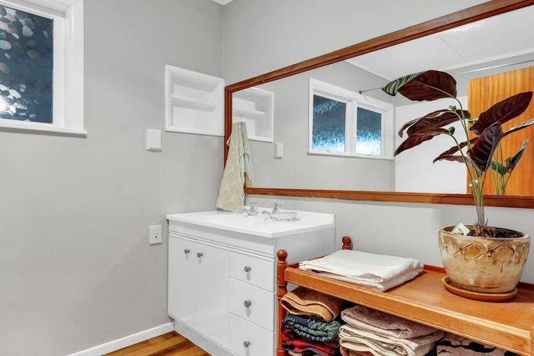 Photo of property in 14 Brightside Road, Stanmore Bay, Whangaparaoa, 0932