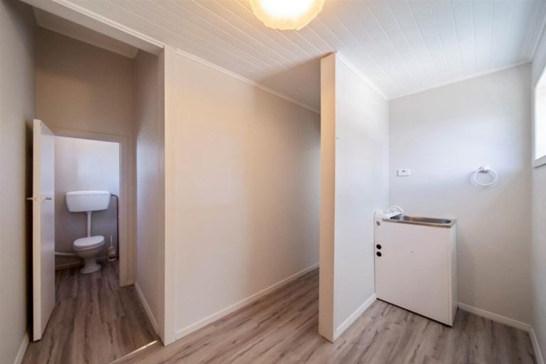 Photo of property in 20 Caledonia Street, Hawera, 4610