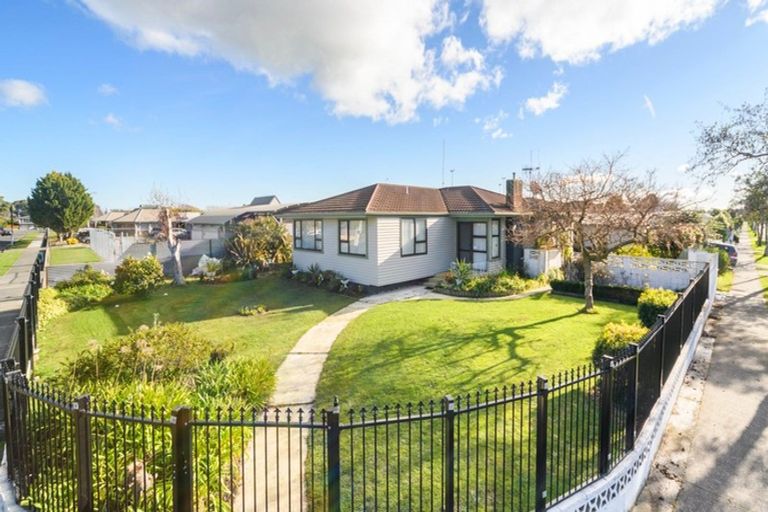 Photo of property in 36 Aspiring Avenue, Milson, Palmerston North, 4414