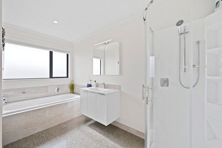 Photo of property in 29 Daniel Parade, Mangawhai, 0975