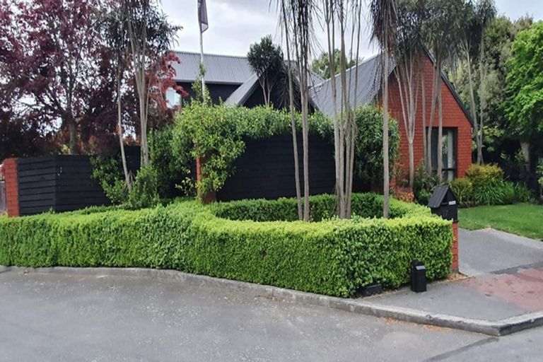 Photo of property in 27 Lavandula Crescent, Burnside, Christchurch, 8042