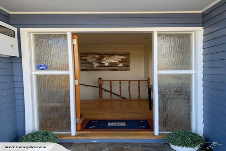 Photo of property in 105 Sunrise Avenue, Murrays Bay, Auckland, 0630