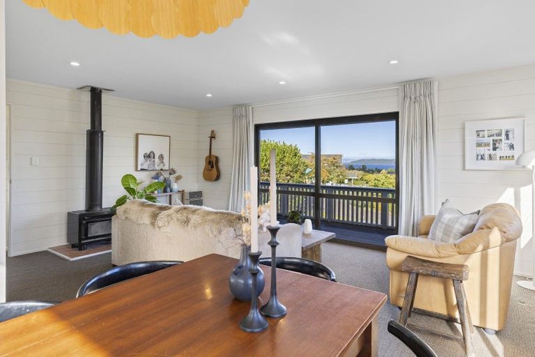 Photo of property in 1/12 Golders Place, Richmond Heights, Taupo, 3330